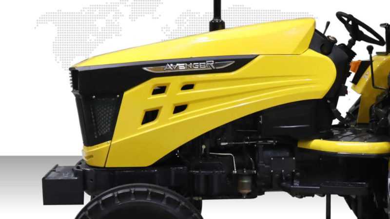 AVENGER 26 HP side view